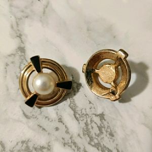 Vintage pearl and gold earrings